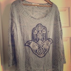 Thin oversized long sleeve